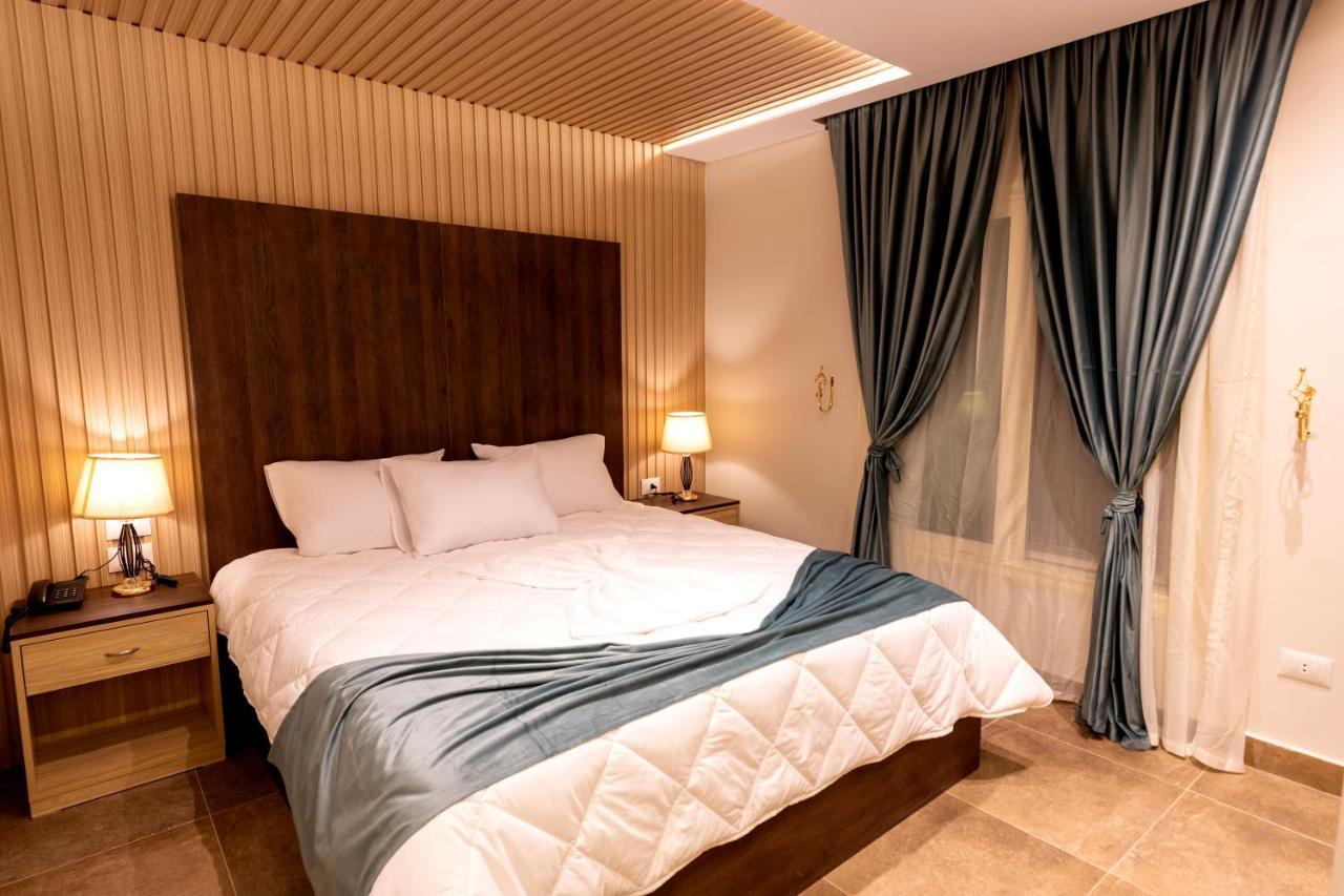 Blue Pyramids Eyes Hotel Al Kawm al Akhdar Exterior foto